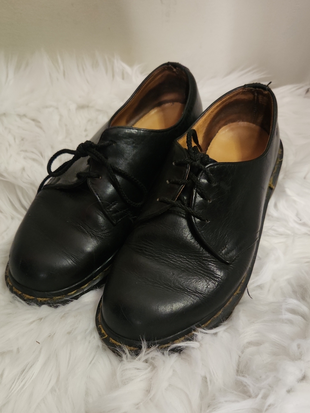 Dr. Martens Lug Sole Black Leather Lace Up Made In England Women's Oxford Shoe